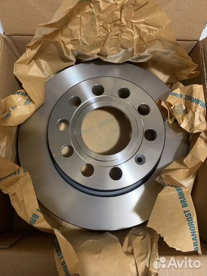 Тормозные диски VW golf 6