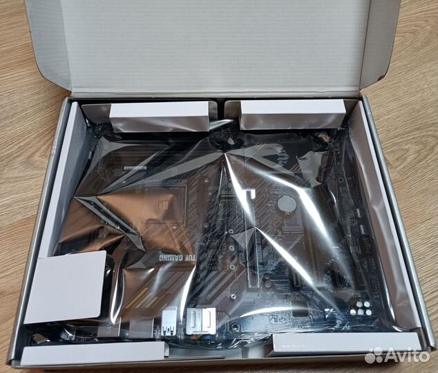 Asus tuf gaming b550-plus новая