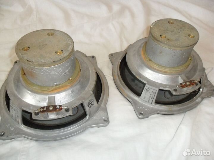 Динамики:10гд-30,15гд-11а,3гд-2,10гд-34,вч-динамик