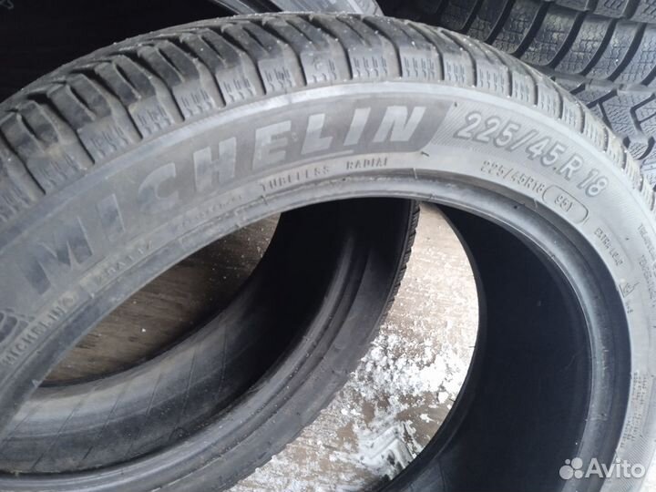 Michelin CrossClimate+ 225/45 R18