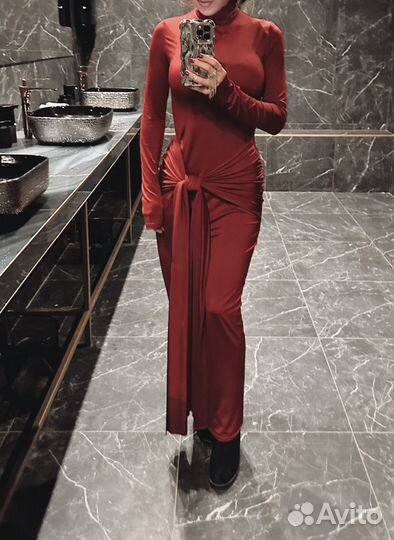 Эффектное макси платье