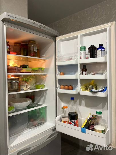 Холодильник LG