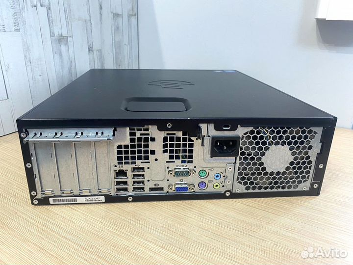 Компьютер HP Compaq 8200 Elite SFF с монитором