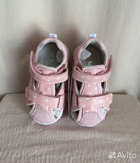 Новые сандалии для девочки Tombi 21 размер