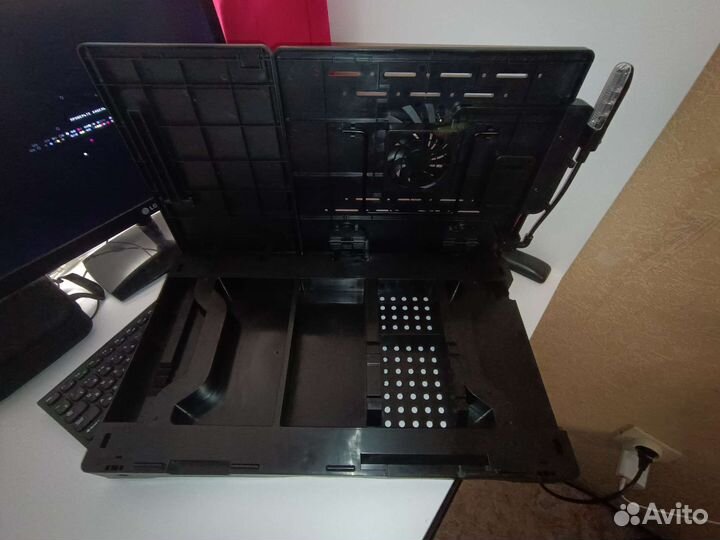 Столик для ноутбука Smart Bird PT-33A/33B