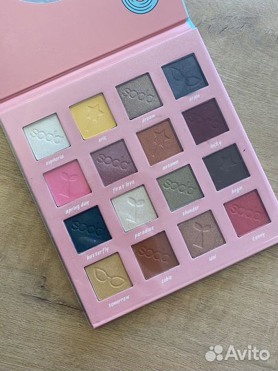 Soda палетка теней Create Yo Scelf