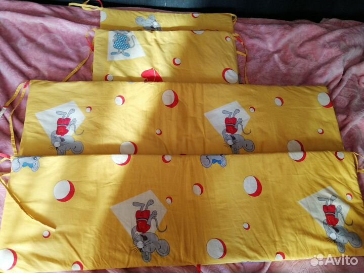 Бортики на детскую кроватку