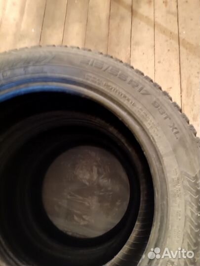 Nokian Tyres Hakkapeliitta 8 215/55 R17