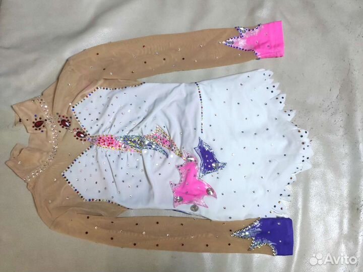 Купальник для художественной гимнастики или костюм