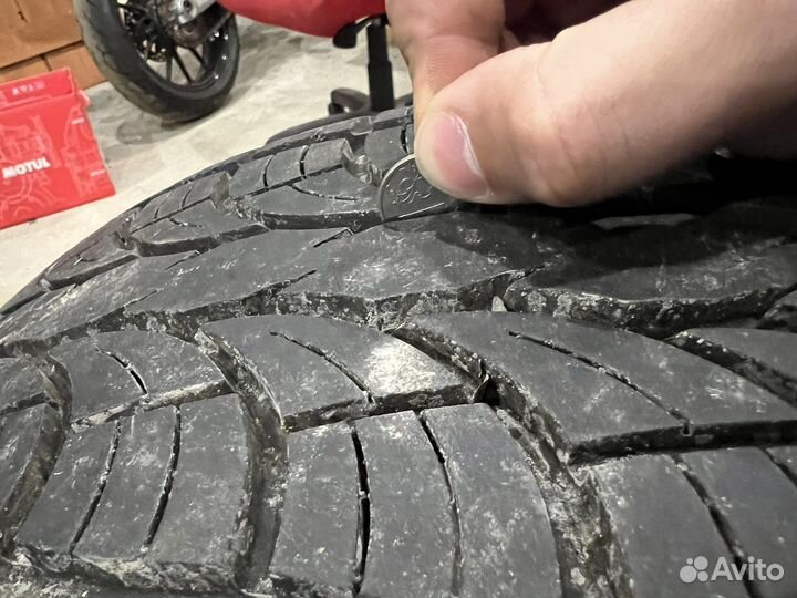 Duraturn Mozzo STX 265/35 R22