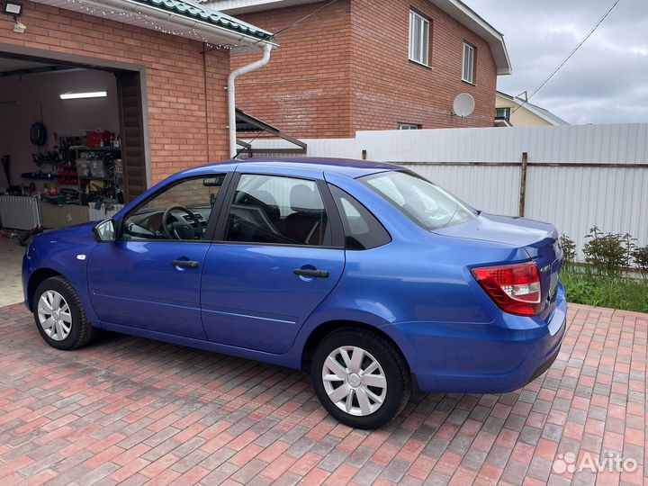 LADA Granta 1.6 МТ, 2021, 39 165 км