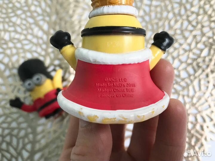 Игрушки из макдональдса миньоны
