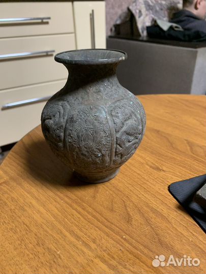 Медная ваза