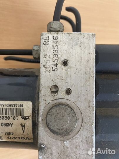 Блок abs насос volvo s40 30672501