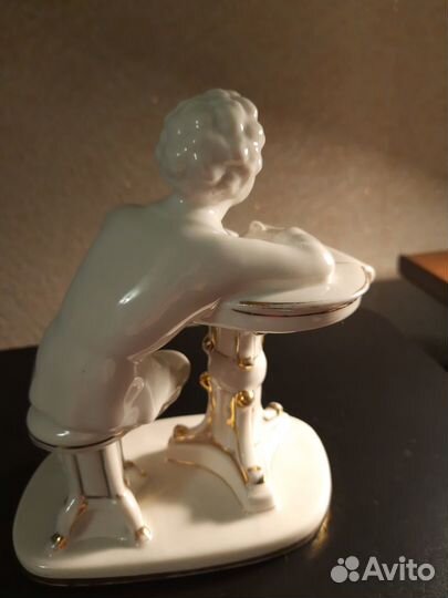 Фарфоровая статуэтка А.С. Пушкин