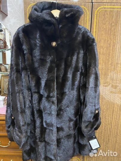 Шуба норковая с капюшоном новая
