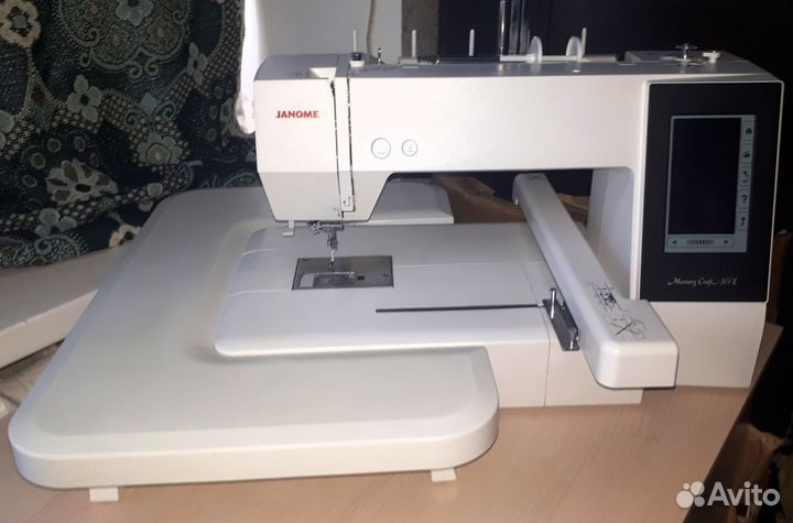 Вышивальная машина janome memory craft 500e