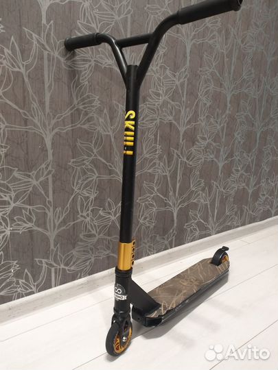 Трюковой самокат