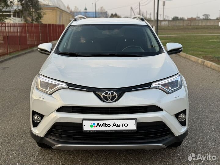 Toyota RAV4 2.2 AT, 2019, 65 164 км