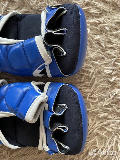 Перчатки для MMA