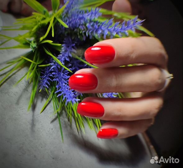 Мастер маникюра и педикюра