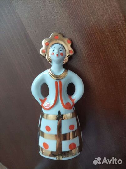 Статуэтка фарфор Дулево