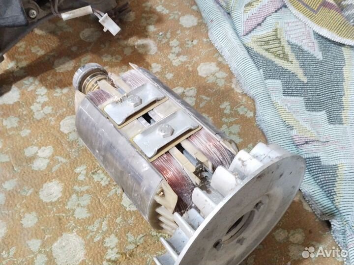 От генератора