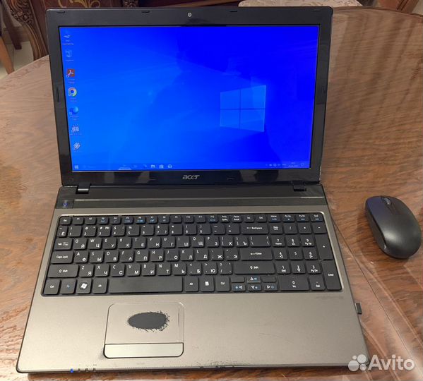 Чртырехядерный ноутбук Acer a8 ssd