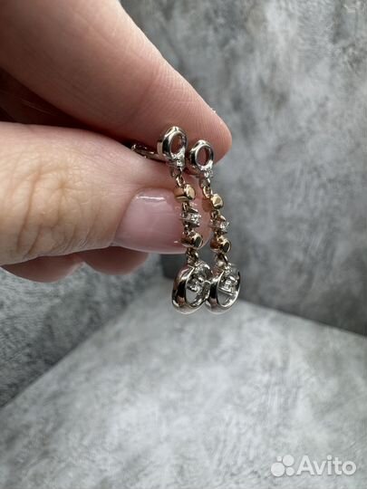 Золотые серьги с бриллиантами