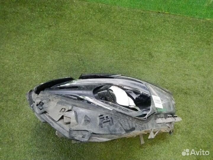 Фара правая Mercedes CLA C118 (2019-н.в.) LED