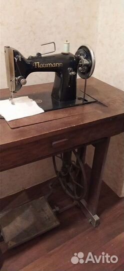 Швейная машина Naumann
