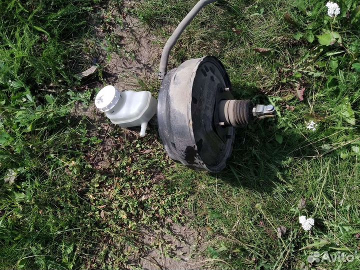 Вакуум Митсубиси Лансер 9