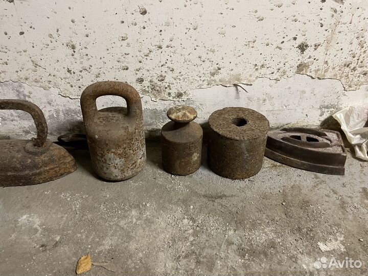 Гири, утюги