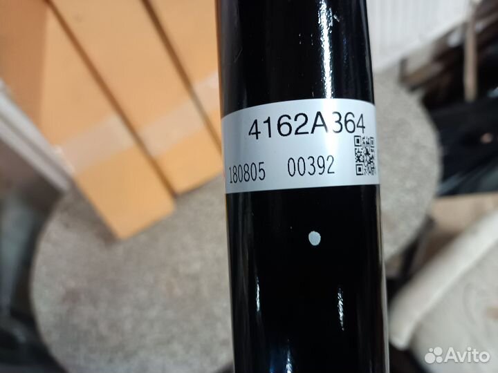 Амортизатор задний Митцубиси Паджеро Спорт Mitsubi