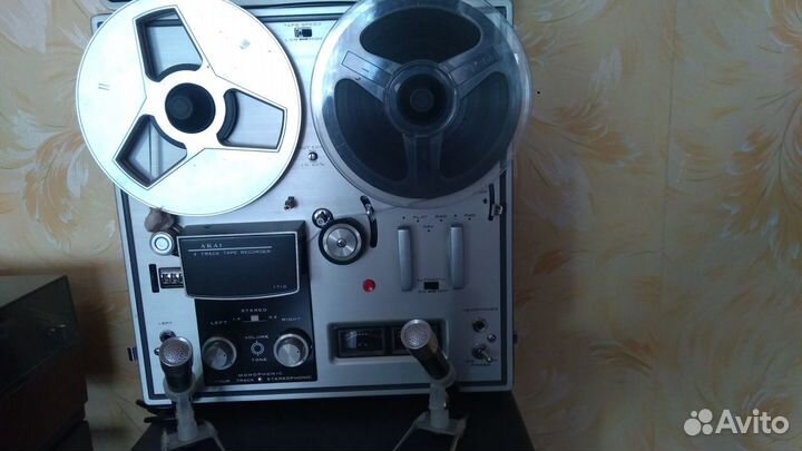 Катушечный ламповый магнитофон