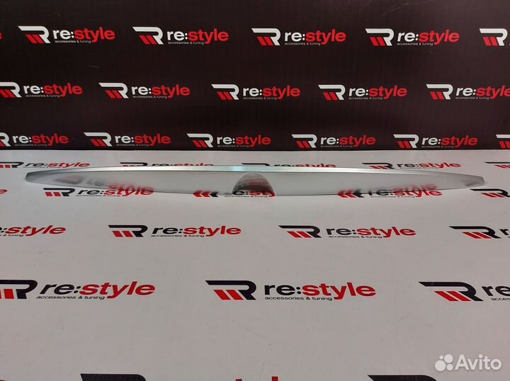 Спойлер Под стекло Lexus GX470