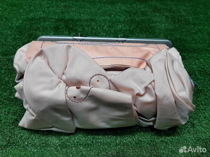 Подушка безопасности в торпедо Renault Duster 2017