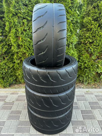 Toyo Proxes R888R 285/35 R20 и 315/30 R20 101Y