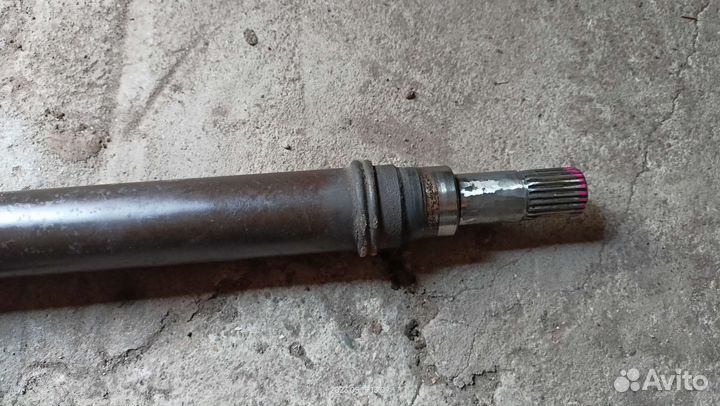 Привод правый mazda 3 МКПП 1,6