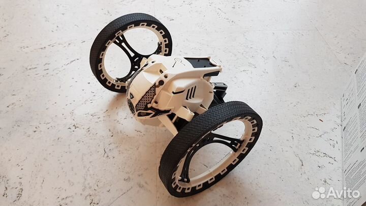 Игрушка радиоуправляемая