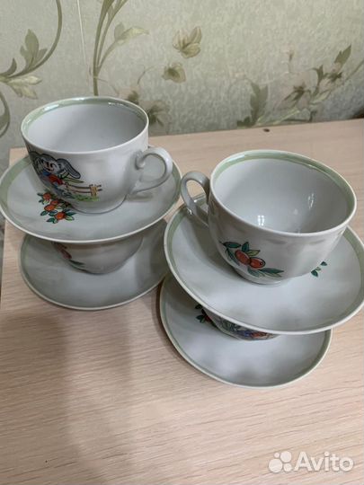 Детские чашки с блюдцем