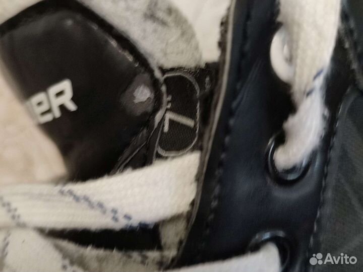 Коньки для хоккея с мячом