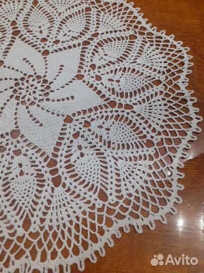 Салфетки вязаные крючком большая 59 см и ср.42 см