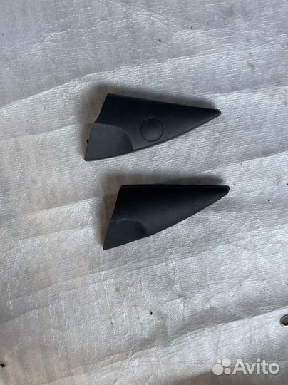 Уголки зеркал kalina