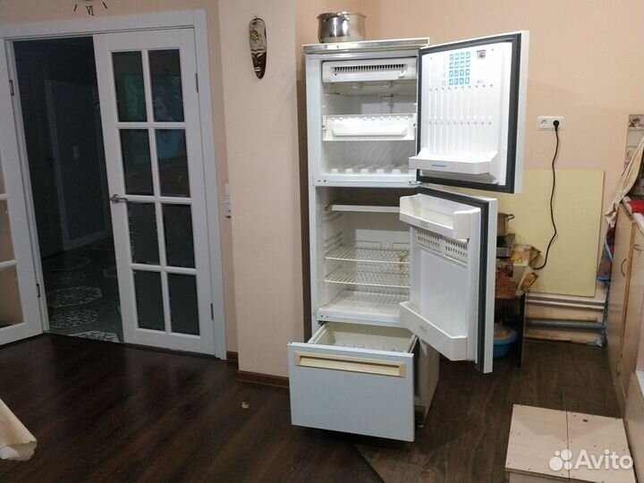 Холодильник бу стинол 104