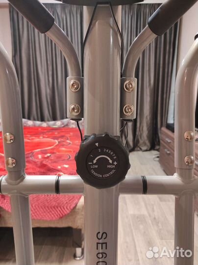 Эллиптический тренажёр