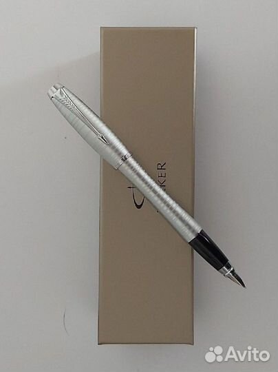 Перьевая ручка Parker Urban Premium Vacumatic
