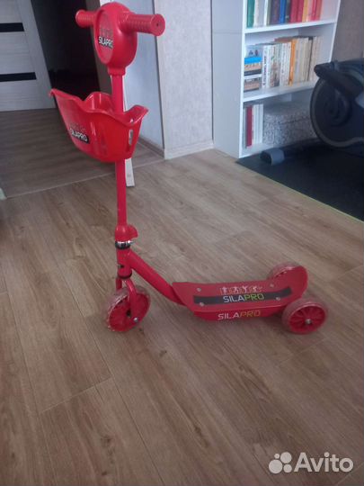 Самокат детский трехколесный
