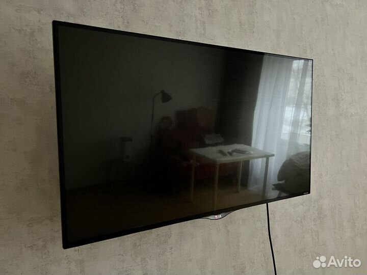 Телевизор lg 42 SMART tv