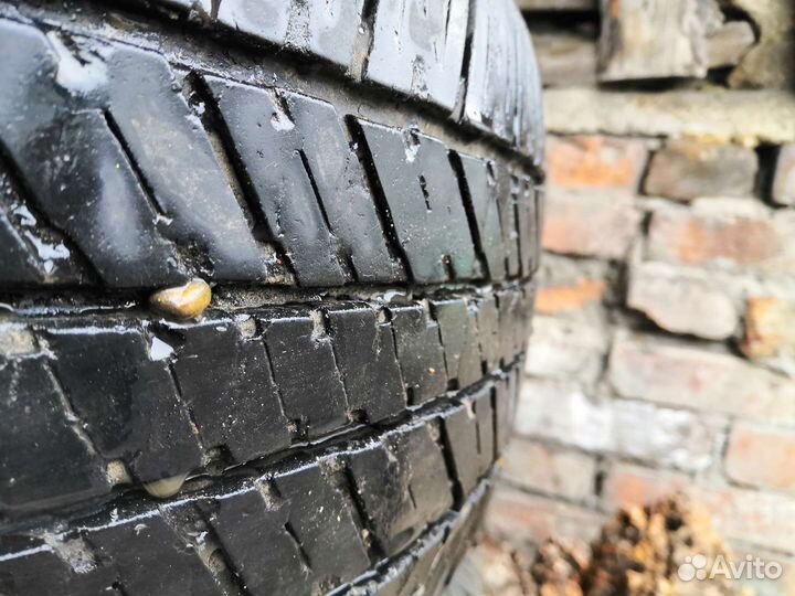 Bridgestone Dueler H/T 265/65 R17